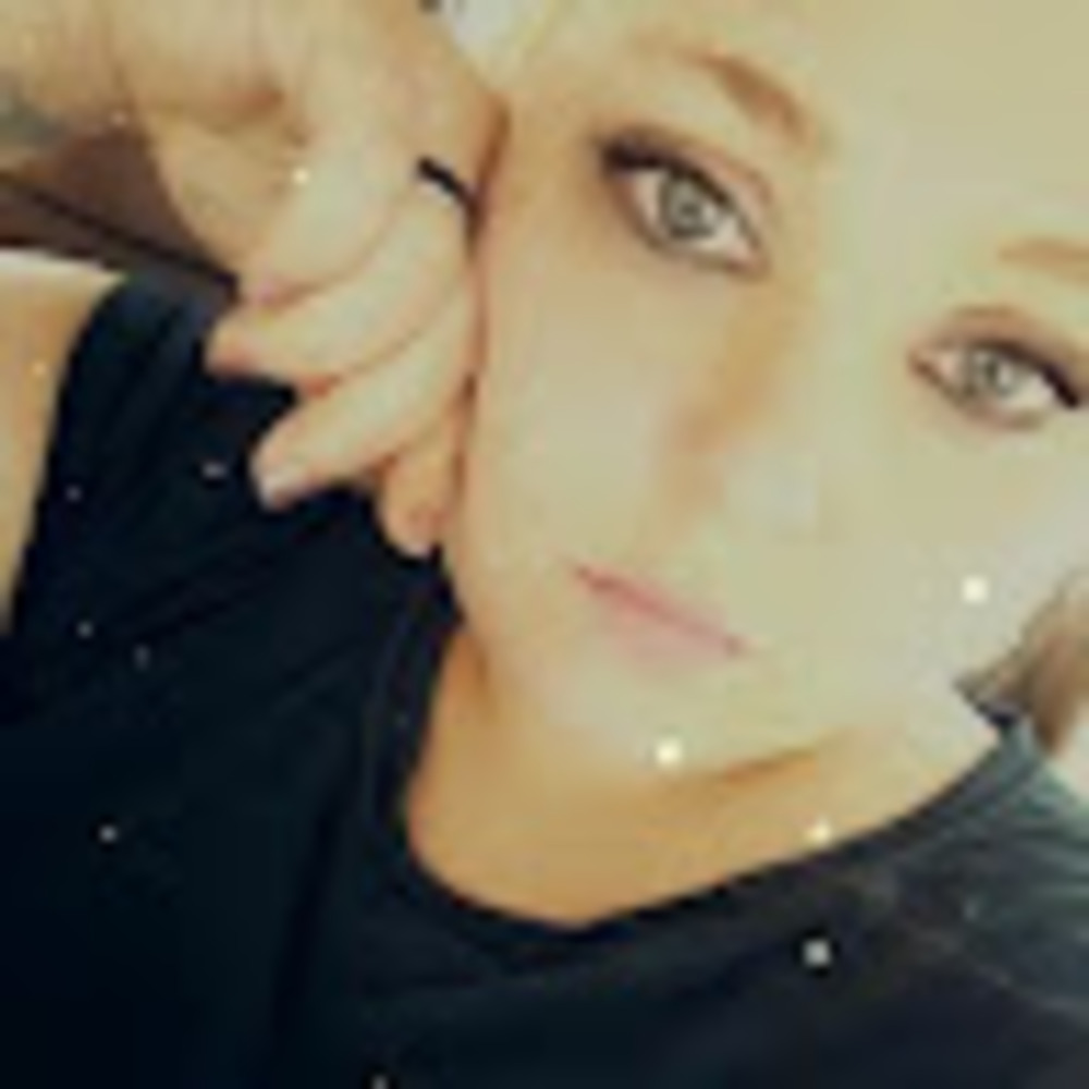 Meet your Posher, Jaymee